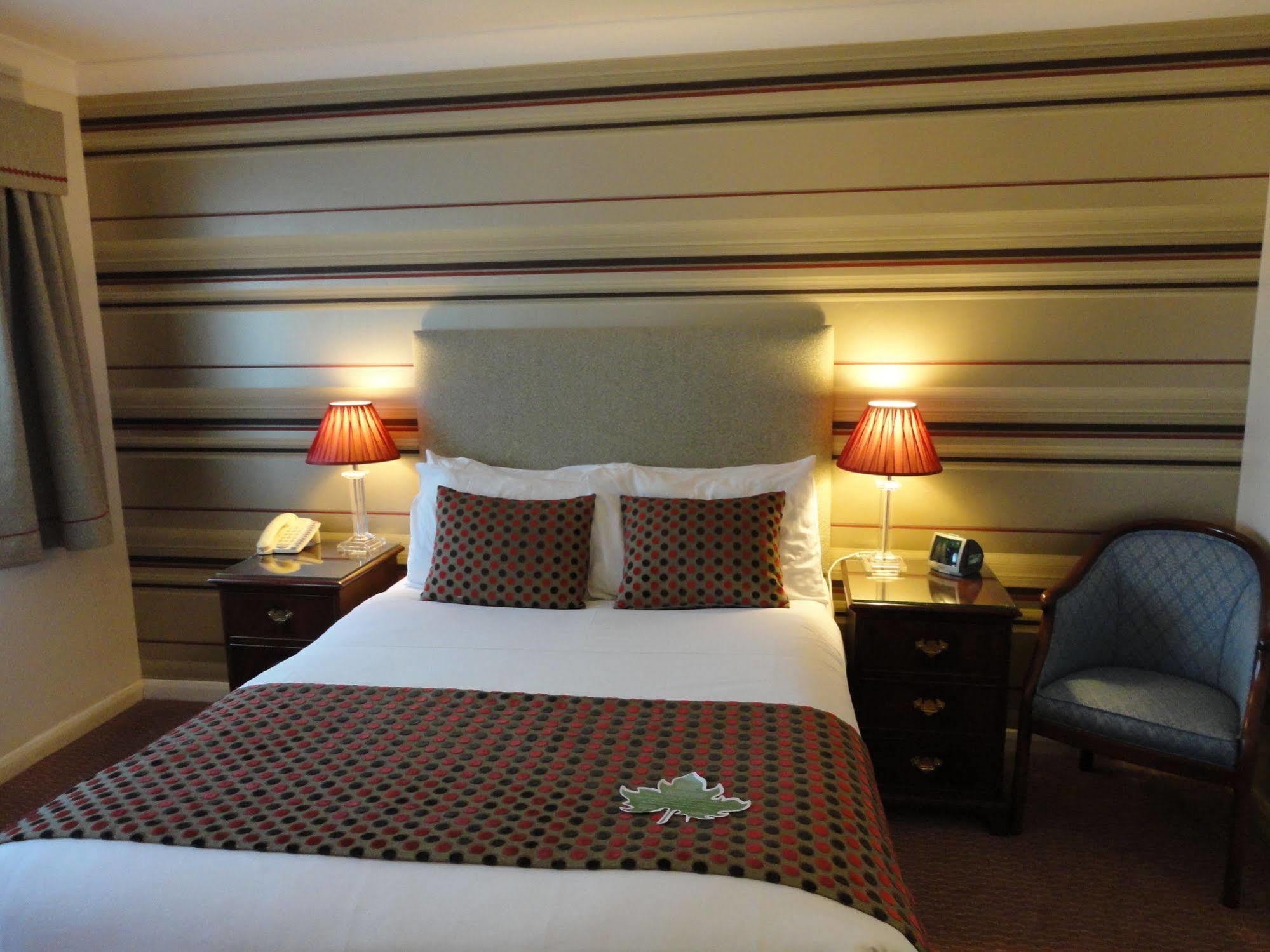 Charmwood Hotel - Cherry Park Hall Вёксоп Экстерьер фото