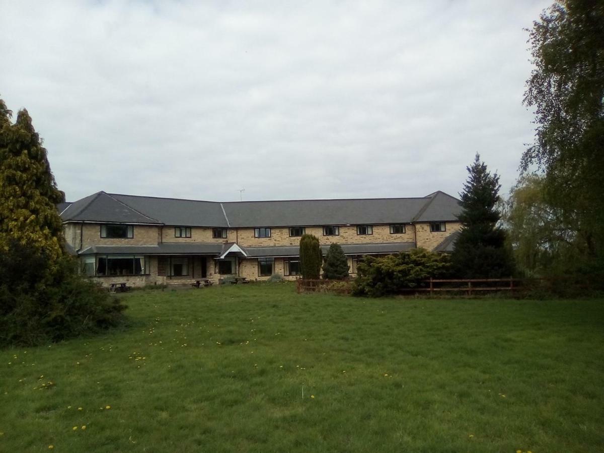 Charmwood Hotel - Cherry Park Hall Вёксоп Экстерьер фото